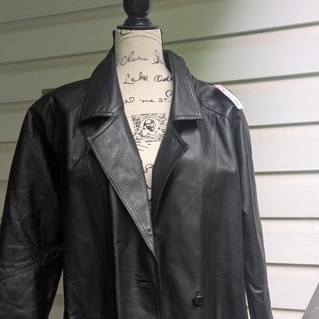 hot people wear leather jackets